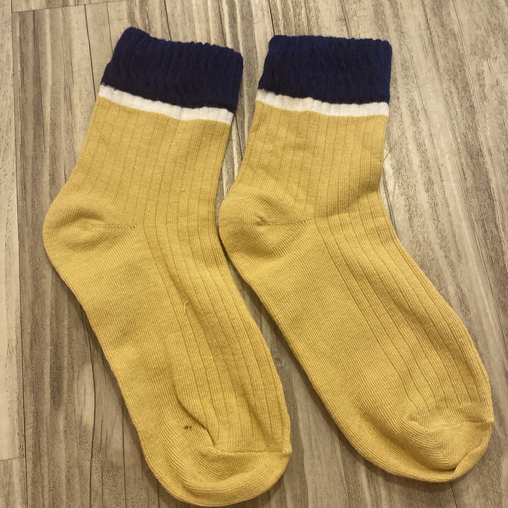 *(NEW)* *4 PCK SOCKS* (ALL UNIQUE PRINTS) 🧦 SHEIN - Picture 7 of 17